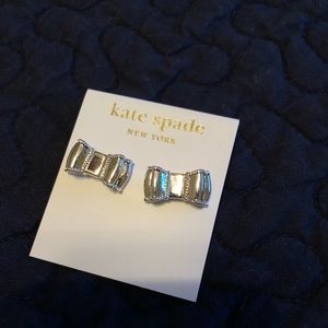 Kate Spade bow stud earrings NWT